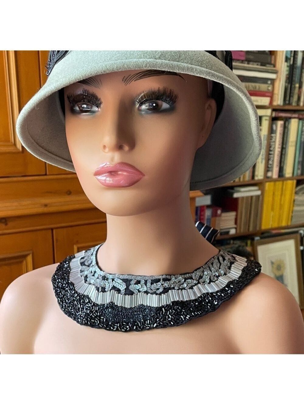 MaxMara SPORTMAX Elegant Bib Fabric Necklace 💎Black & Silver Beaded Detail💎